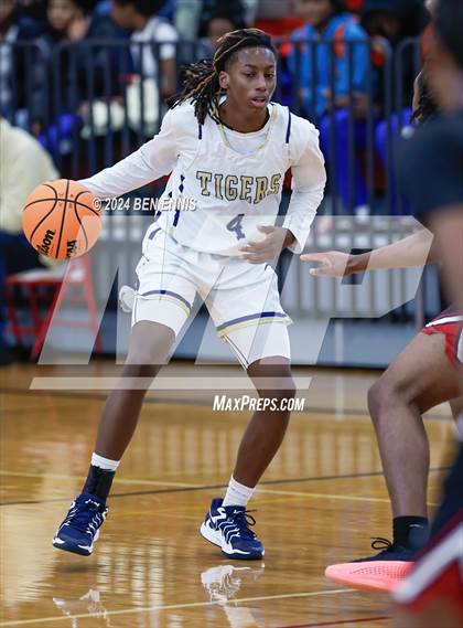 Thumbnail 3 in Gadsden City vs. Douglas County (War Eagle Classic) photogallery.