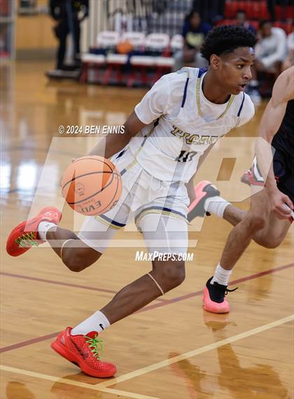 Thumbnail 2 in Gadsden City vs. Douglas County (War Eagle Classic) photogallery.