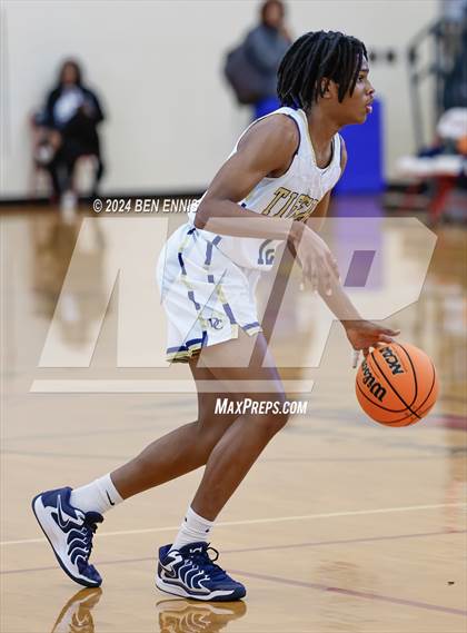 Thumbnail 3 in Gadsden City vs. Douglas County (War Eagle Classic) photogallery.