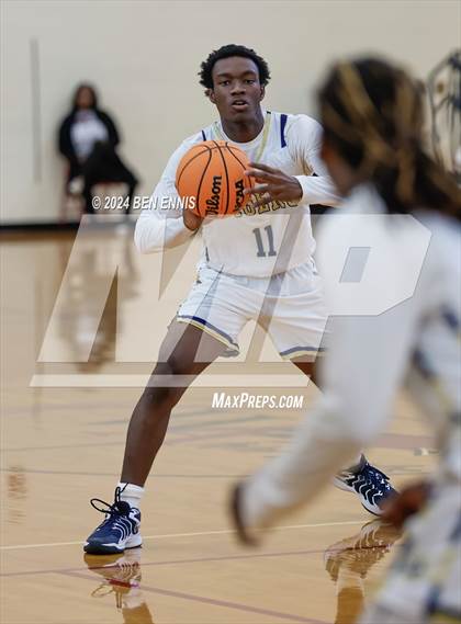 Thumbnail 1 in Gadsden City vs. Douglas County (War Eagle Classic) photogallery.