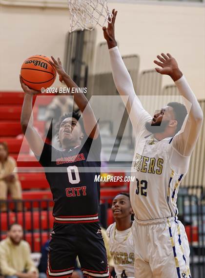 Thumbnail 1 in Gadsden City vs. Douglas County (War Eagle Classic) photogallery.