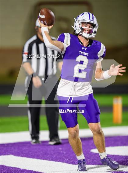 Thumbnail 1 in Merkel @ Jacksboro photogallery.