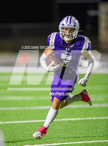 Thumbnail 1 in Merkel @ Jacksboro photogallery.