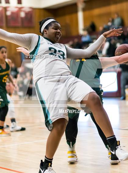 Thumbnail 1 in Sacred Heart Cathedral Preparatory vs. Pinewood (CIF CCS Open Div. Semifinal) photogallery.