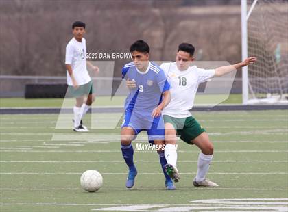 Thumbnail 2 in Longview vs Corsicana (Forney Invitational) photogallery.