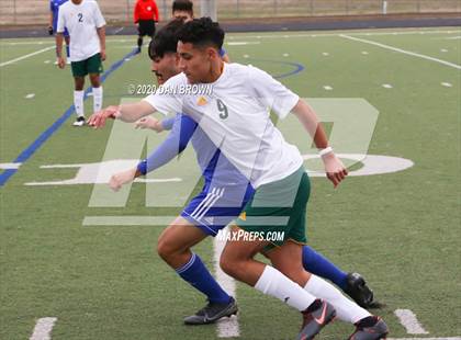 Thumbnail 3 in Longview vs Corsicana (Forney Invitational) photogallery.