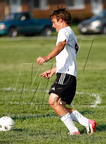 Thumbnail 3 in Wesclin vs. Christ our Rock Lutheran photogallery.