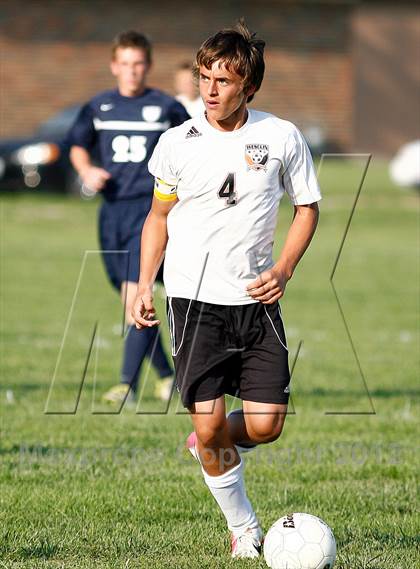 Thumbnail 2 in Wesclin vs. Christ our Rock Lutheran photogallery.