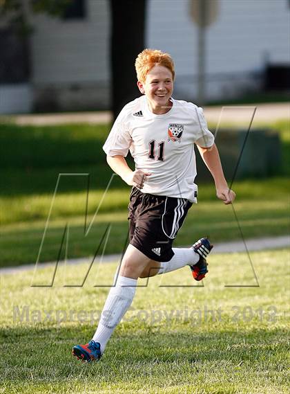 Thumbnail 3 in Wesclin vs. Christ our Rock Lutheran photogallery.