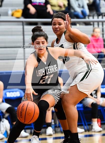 Thumbnail 1 in Grandview vs Arlington photogallery.
