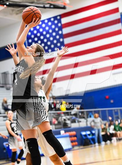 Thumbnail 2 in Grandview vs Arlington photogallery.