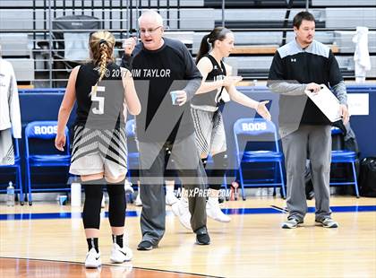 Thumbnail 3 in Grandview vs Arlington photogallery.