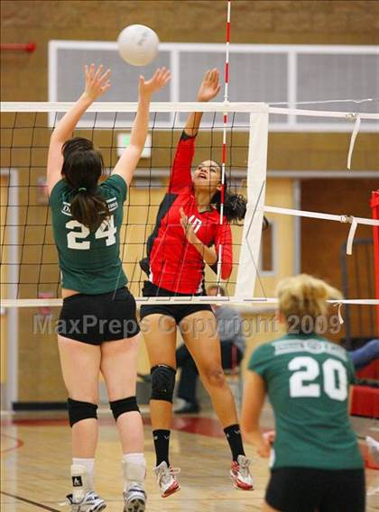 Thumbnail 3 in Dixon @ Antelope photogallery.