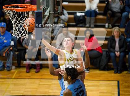 Thumbnail 1 in Belleville East @ Althoff Catholic photogallery.