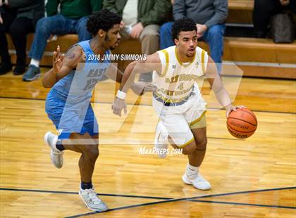 Thumbnail 3 in Belleville East @ Althoff Catholic photogallery.