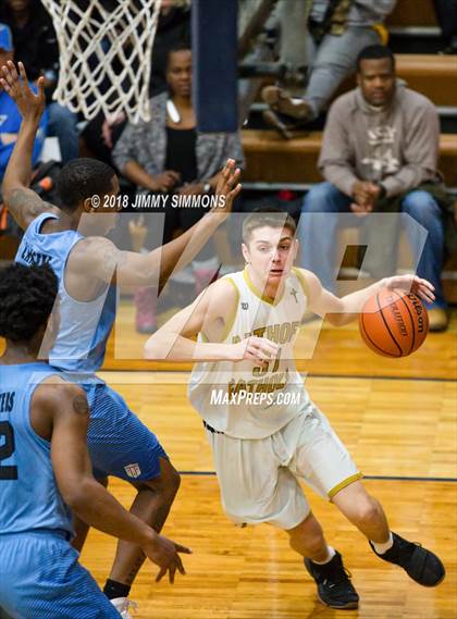 Thumbnail 2 in Belleville East @ Althoff Catholic photogallery.