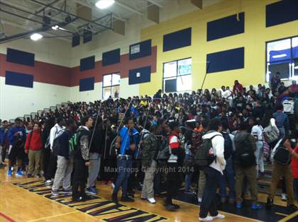 Thumbnail 3 in Mallard Creek TOC Ceremony photogallery.