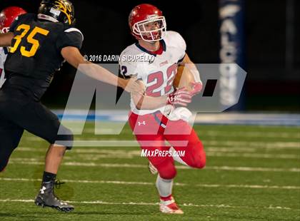 Thumbnail 1 in Benson vs. Round Valley (AIA Division 2A Semifinal Playoff) photogallery.
