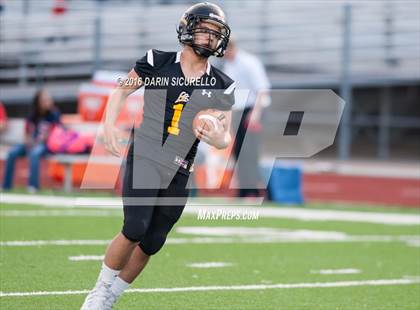 Thumbnail 3 in Benson vs. Round Valley (AIA Division 2A Semifinal Playoff) photogallery.