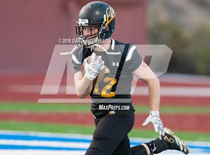 Thumbnail 1 in Benson vs. Round Valley (AIA Division 2A Semifinal Playoff) photogallery.