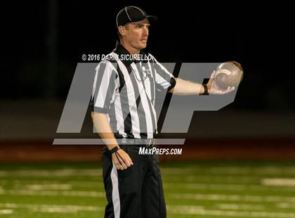 Thumbnail 3 in Benson vs. Round Valley (AIA Division 2A Semifinal Playoff) photogallery.