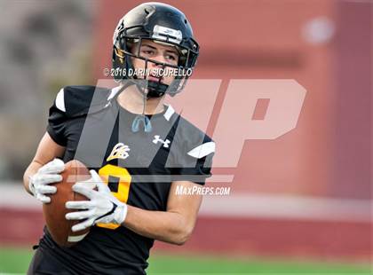 Thumbnail 3 in Benson vs. Round Valley (AIA Division 2A Semifinal Playoff) photogallery.