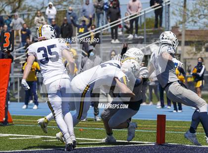 Thumbnail 1 in Oceanside vs. Massapequa (Section VIII Conference I Championship) photogallery.