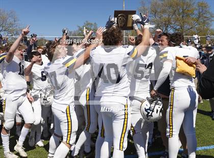 Thumbnail 3 in Oceanside vs. Massapequa (Section VIII Conference I Championship) photogallery.