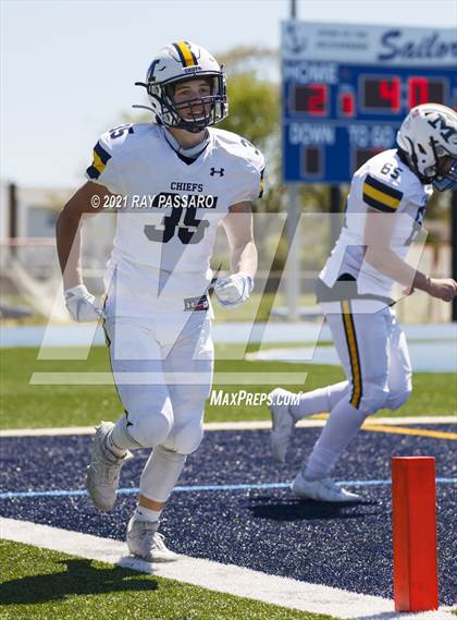 Thumbnail 2 in Oceanside vs. Massapequa (Section VIII Conference I Championship) photogallery.