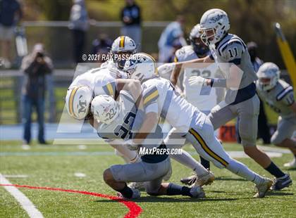Thumbnail 3 in Oceanside vs. Massapequa (Section VIII Conference I Championship) photogallery.