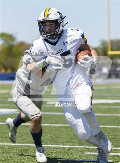 Thumbnail 2 in Oceanside vs. Massapequa (Section VIII Conference I Championship) photogallery.