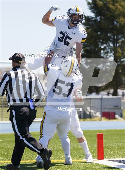 Thumbnail 3 in Oceanside vs. Massapequa (Section VIII Conference I Championship) photogallery.