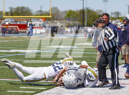 Thumbnail 3 in Oceanside vs. Massapequa (Section VIII Conference I Championship) photogallery.