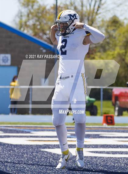 Thumbnail 2 in Oceanside vs. Massapequa (Section VIII Conference I Championship) photogallery.