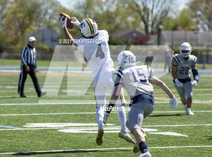Thumbnail 3 in Oceanside vs. Massapequa (Section VIII Conference I Championship) photogallery.