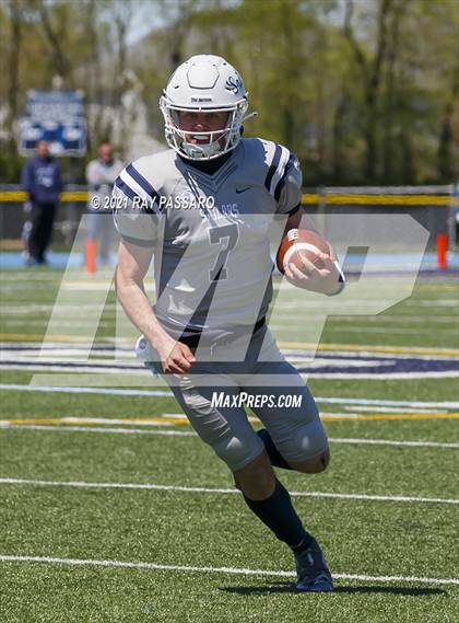 Thumbnail 3 in Oceanside vs. Massapequa (Section VIII Conference I Championship) photogallery.