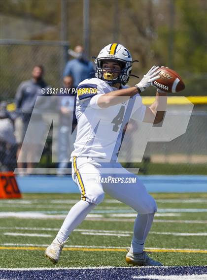 Thumbnail 1 in Oceanside vs. Massapequa (Section VIII Conference I Championship) photogallery.