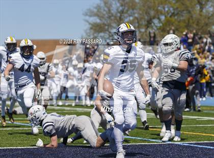 Thumbnail 3 in Oceanside vs. Massapequa (Section VIII Conference I Championship) photogallery.