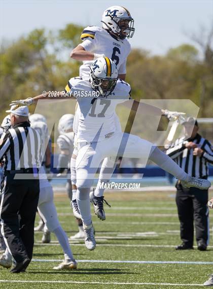 Thumbnail 1 in Oceanside vs. Massapequa (Section VIII Conference I Championship) photogallery.