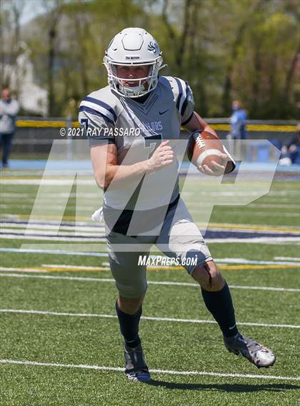 Thumbnail 2 in Oceanside vs. Massapequa (Section VIII Conference I Championship) photogallery.