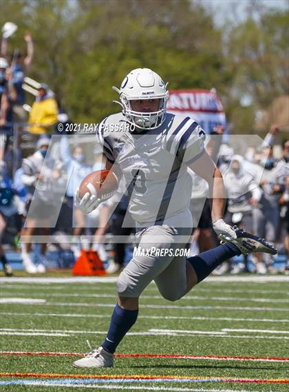 Thumbnail 3 in Oceanside vs. Massapequa (Section VIII Conference I Championship) photogallery.