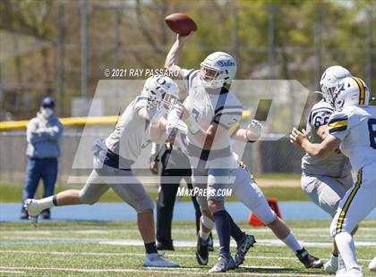 Thumbnail 2 in Oceanside vs. Massapequa (Section VIII Conference I Championship) photogallery.
