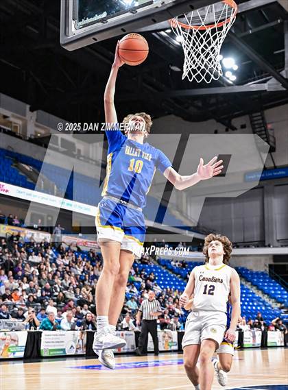 Thumbnail 2 in Valley View vs Scranton Prep (PIAA District 2 Class 4A Final) photogallery.