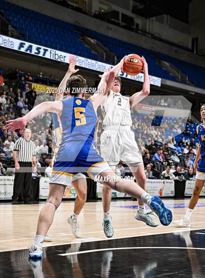 Thumbnail 1 in Valley View vs Scranton Prep (PIAA District 2 Class 4A Final) photogallery.