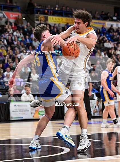 Thumbnail 1 in Valley View vs Scranton Prep (PIAA District 2 Class 4A Final) photogallery.