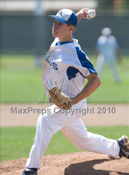 Thumbnail 3 in Fremont vs. Los Altos (CIF CCS D2 Playoffs) photogallery.