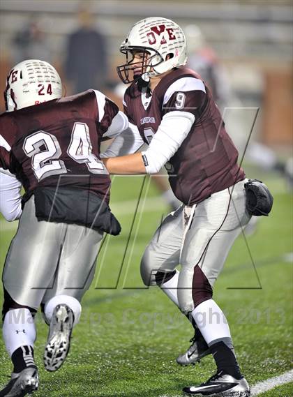 Thumbnail 3 in White Oak vs. Cameron Yoe (UIL 2A Semifinal) photogallery.