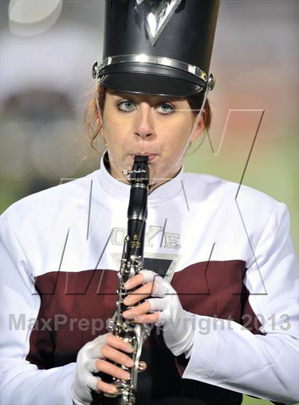 Thumbnail 3 in White Oak vs. Cameron Yoe (UIL 2A Semifinal) photogallery.