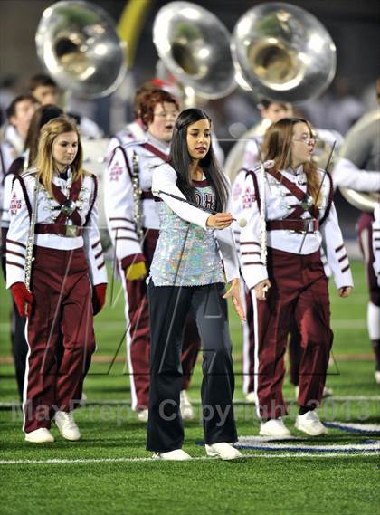 Thumbnail 3 in White Oak vs. Cameron Yoe (UIL 2A Semifinal) photogallery.