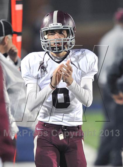 Thumbnail 3 in White Oak vs. Cameron Yoe (UIL 2A Semifinal) photogallery.